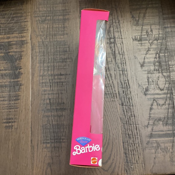 NRFB - Vintage Moonlight Rose Barbie Doll 🌕🌹 - Picture 6 of 8